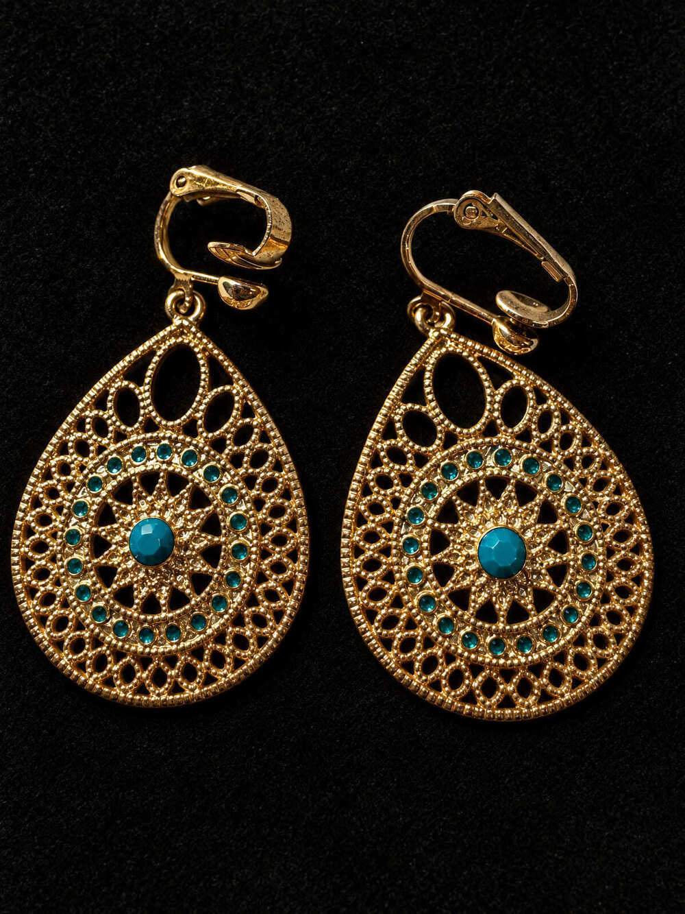 ⚜️ Clip-On Teardrops | Gold-Tone Filigree | Turquoise-Color & Teal 💗